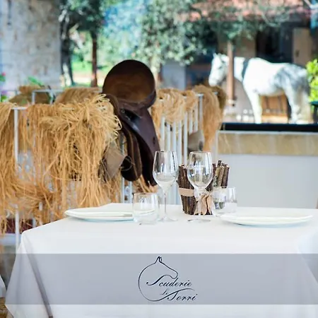 Scuderie Le Torri Nocleg ze śniadaniem Polignano a Mare